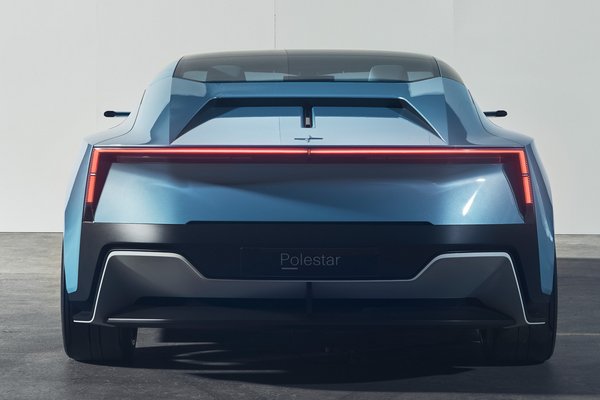 2022 Polestar O2