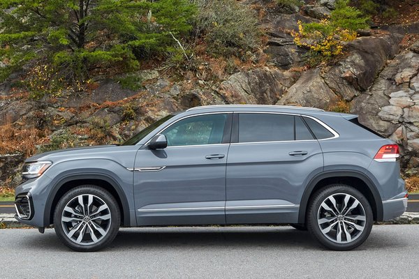 2022 Volkswagen Atlas Cross Sport SEL