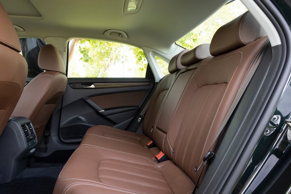 2022 Volkswagen Passat Limited Edition Interior