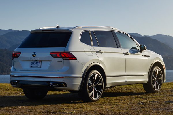 2022 Volkswagen Tiguan SEL R-Line