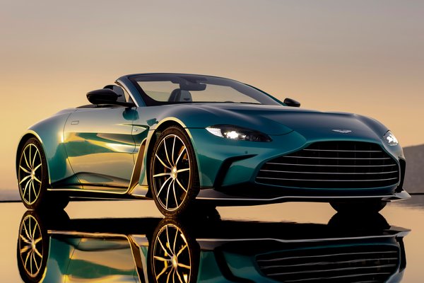 2023 Aston Martin Vantage V12 Roadster