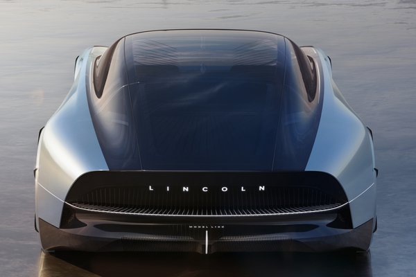 2022 Lincoln L100
