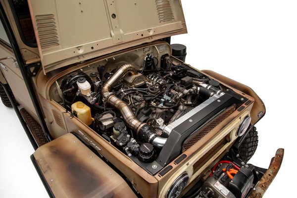 2022 Toyota FJ49 by Patriot Campers Engine