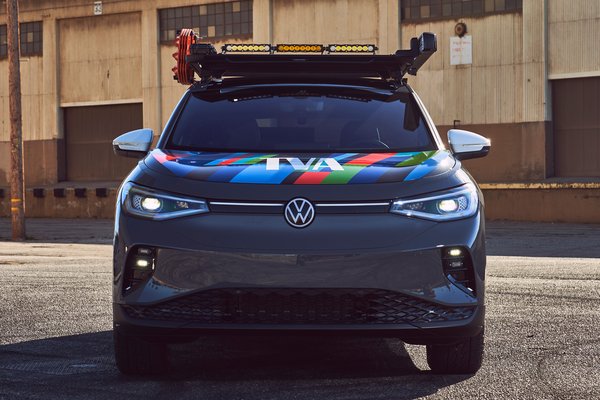 2022 Volkswagen ID.4 EV Drone Command