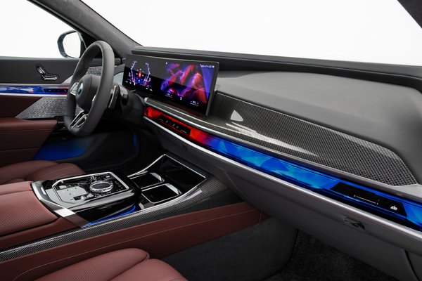 2023 BMW 7-Series 760i xDrive Interior
