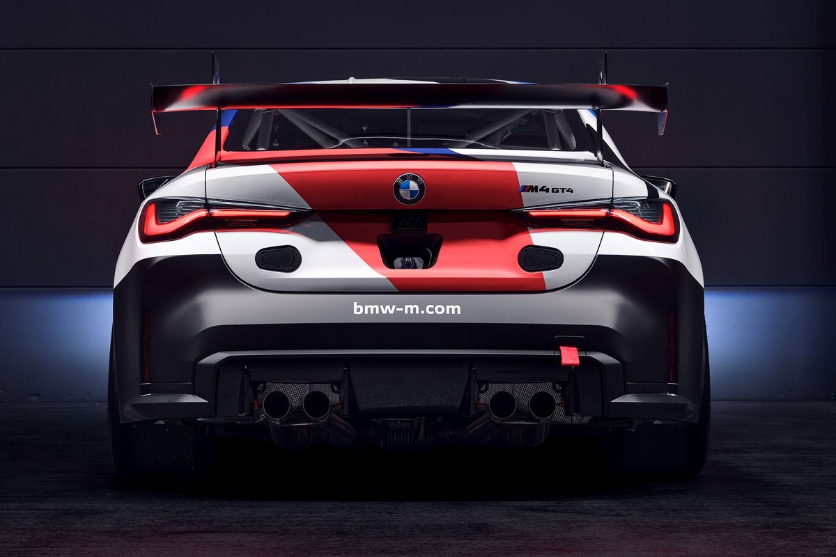 2023 BMW M4 GT4