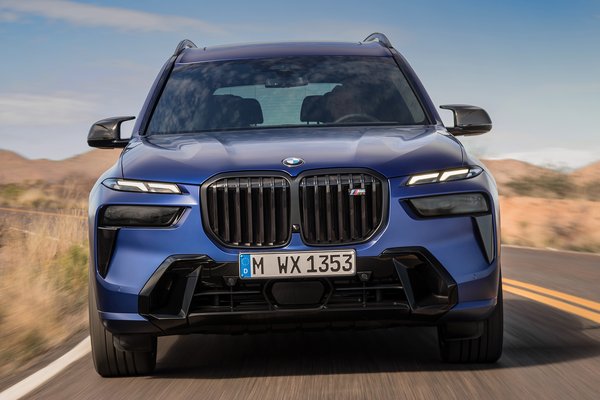 2023 BMW X7 M60i