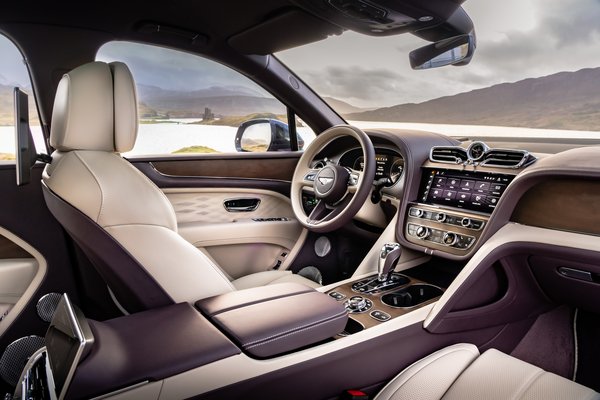 2023 Bentley Bentayga EWB Interior