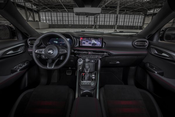 2023 Dodge Hornet GT Interior