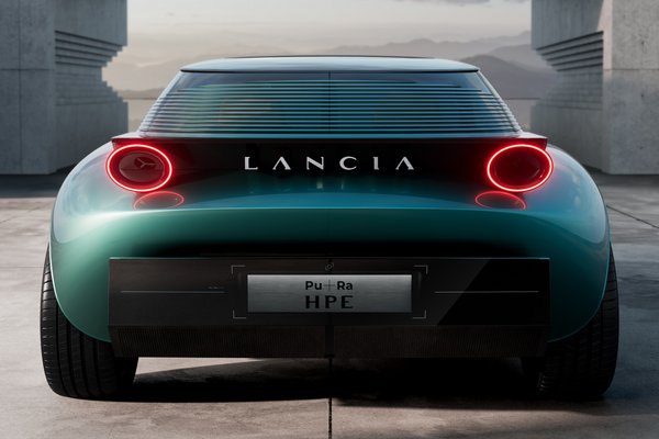 2023 Lancia Pu+Ra