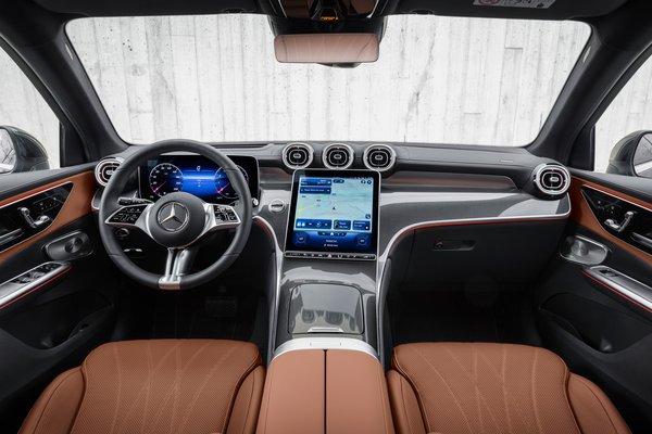 2023 Mercedes-Benz GLC-Class Interior