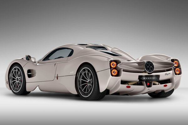 2023 Pagani Utopia