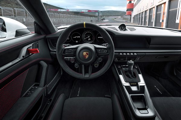 2023 Porsche 911 GT3 RS Instrumentation