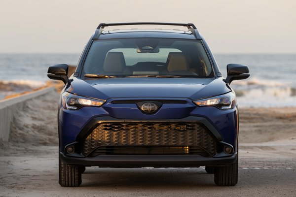 2023 Toyota Corolla Cross Hybrid SE