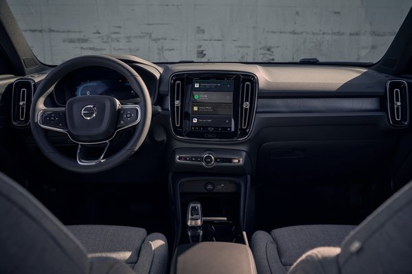 2023 Volvo XC40 Recharge Interior