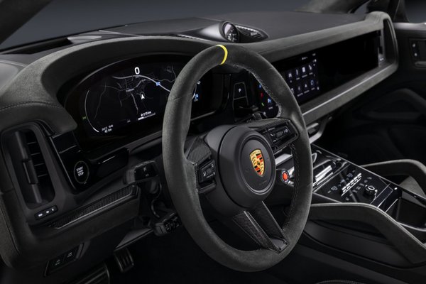 2024 Porsche Cayenne Turbo GT Coupe Instrumentation