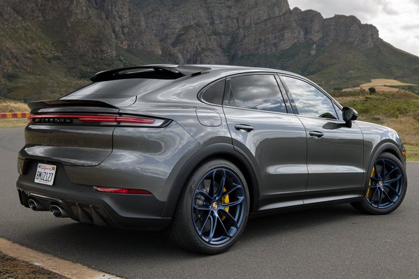 2024 Porsche Cayenne Turbo GT Coupe