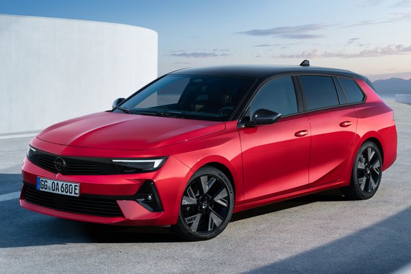 2024 Opel Astra Sports Tourer Electric