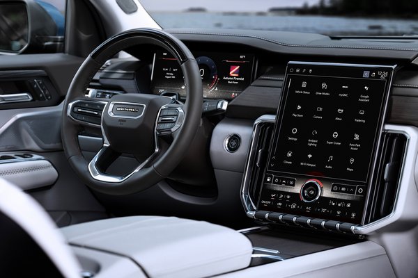 2024 GMC Acadia Denali Instrumentation