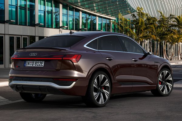 2024 Audi Q8 e-tron Sportback