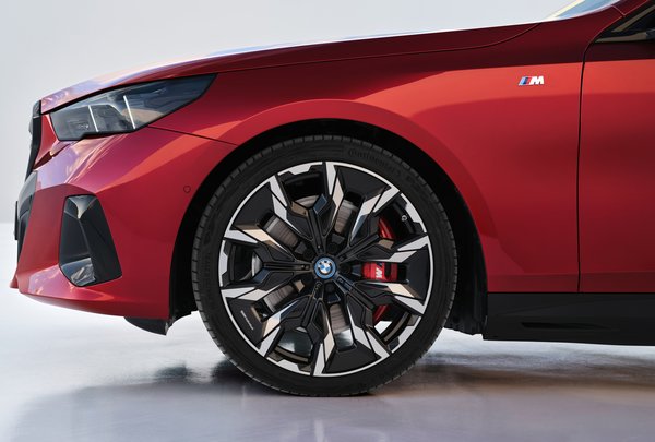 2024 BMW 5-Series i5 M60 xDrive Wheel