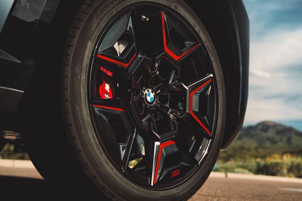 2024 BMW XM Label Red Wheel