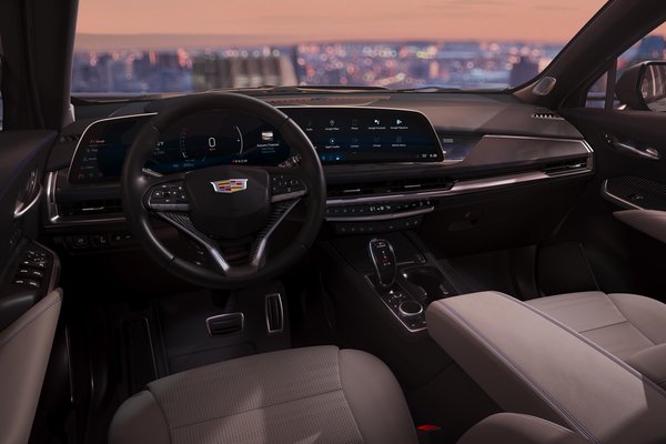 2024 Cadillac XT4 Interior