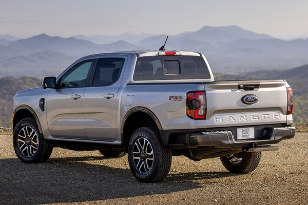 2024 Ford Ranger SuperCrew Lariat