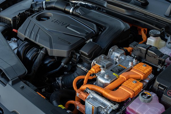 2024 Hyundai Sonata Hybrid Limited Engine