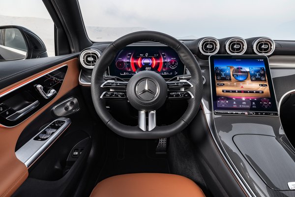 2024 Mercedes-Benz GLC-Class Coupe Instrumentation