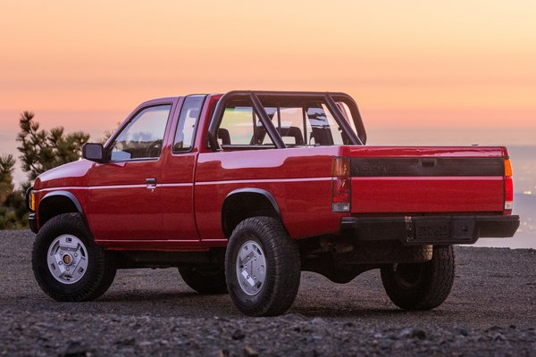 1985 Nissan Pickup King Cab