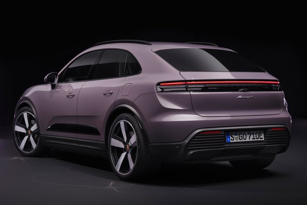 2024 Porsche Macan 4 Electric