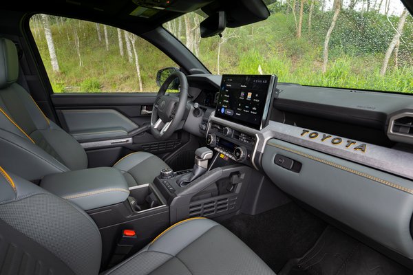 2024 Toyota Tacoma Trailhunter Double Cab Interior