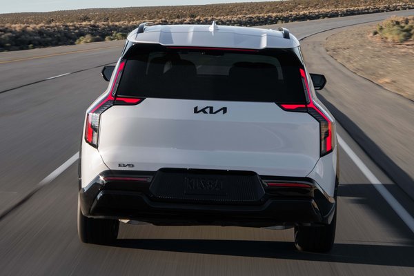 2026 Kia EV9 Nightfall edition