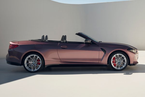 2025 BMW 4-Series M4 Competition xDrive Convertible