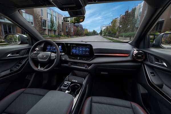 2025 Chevrolet Equinox RS Interior