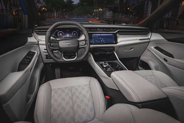 2026 Jeep Cherokee Overland Interior